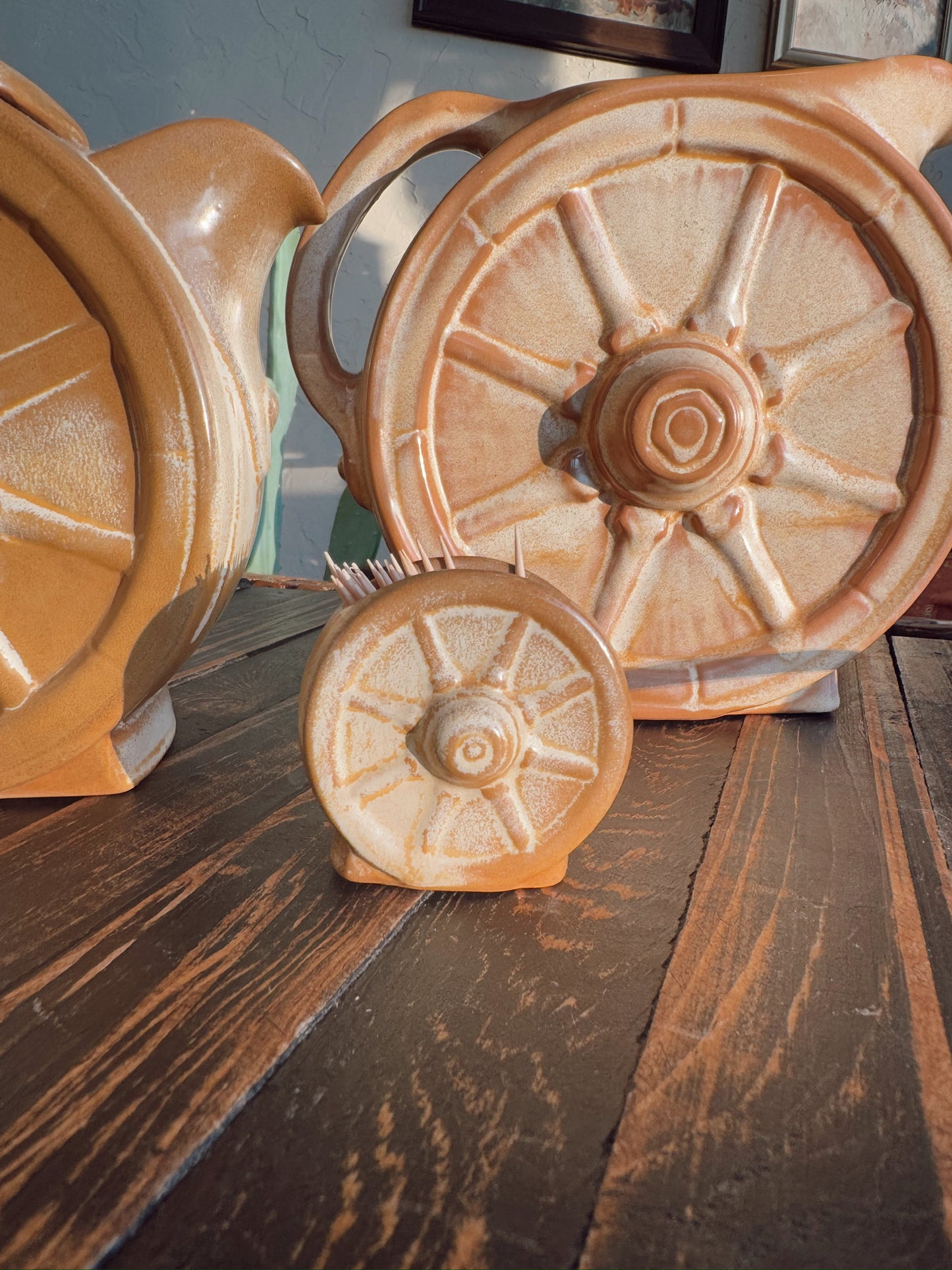 Wagon Wheel ToothPick Holder
