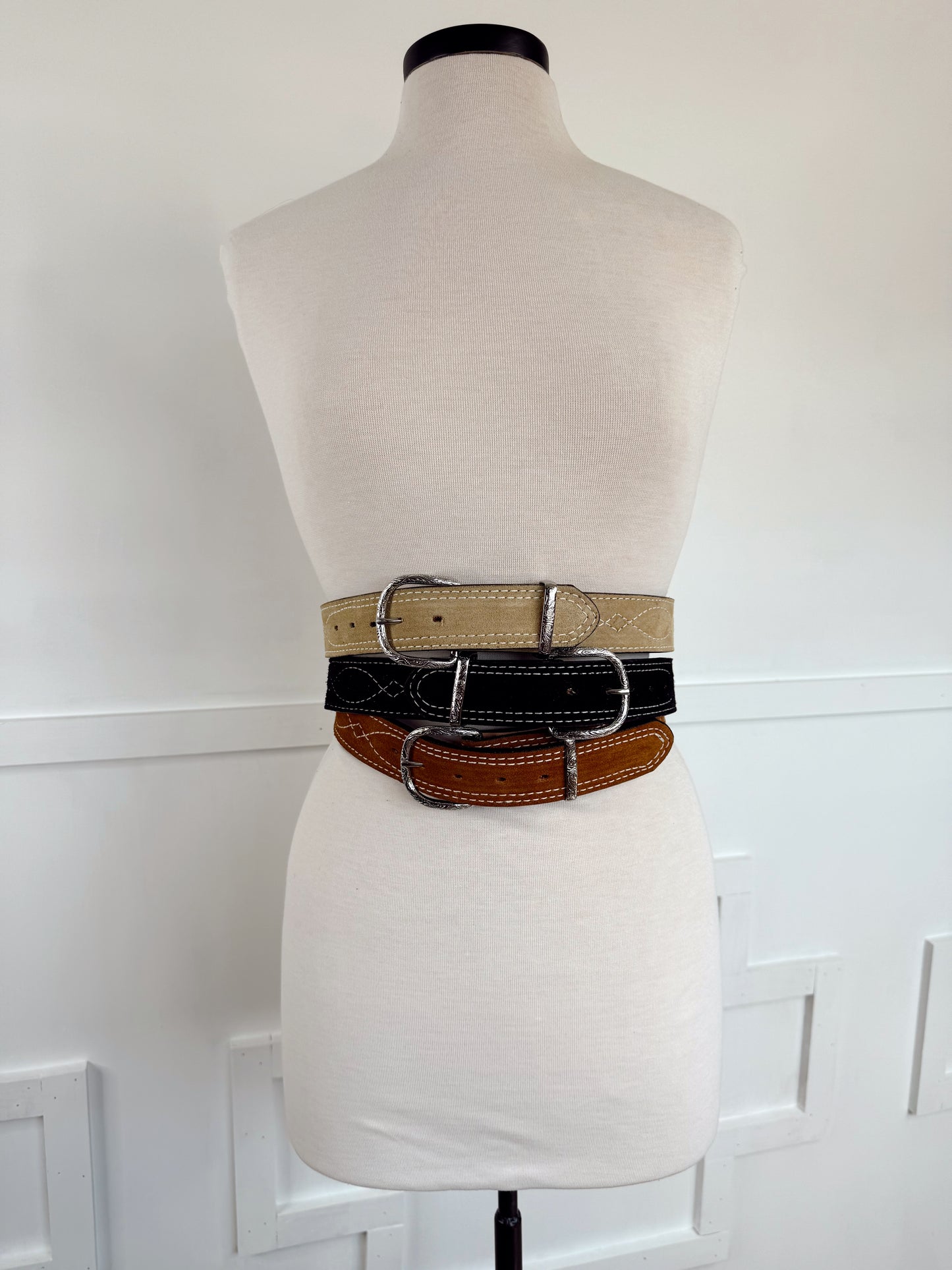 The Gunslinger Belt in Sand
