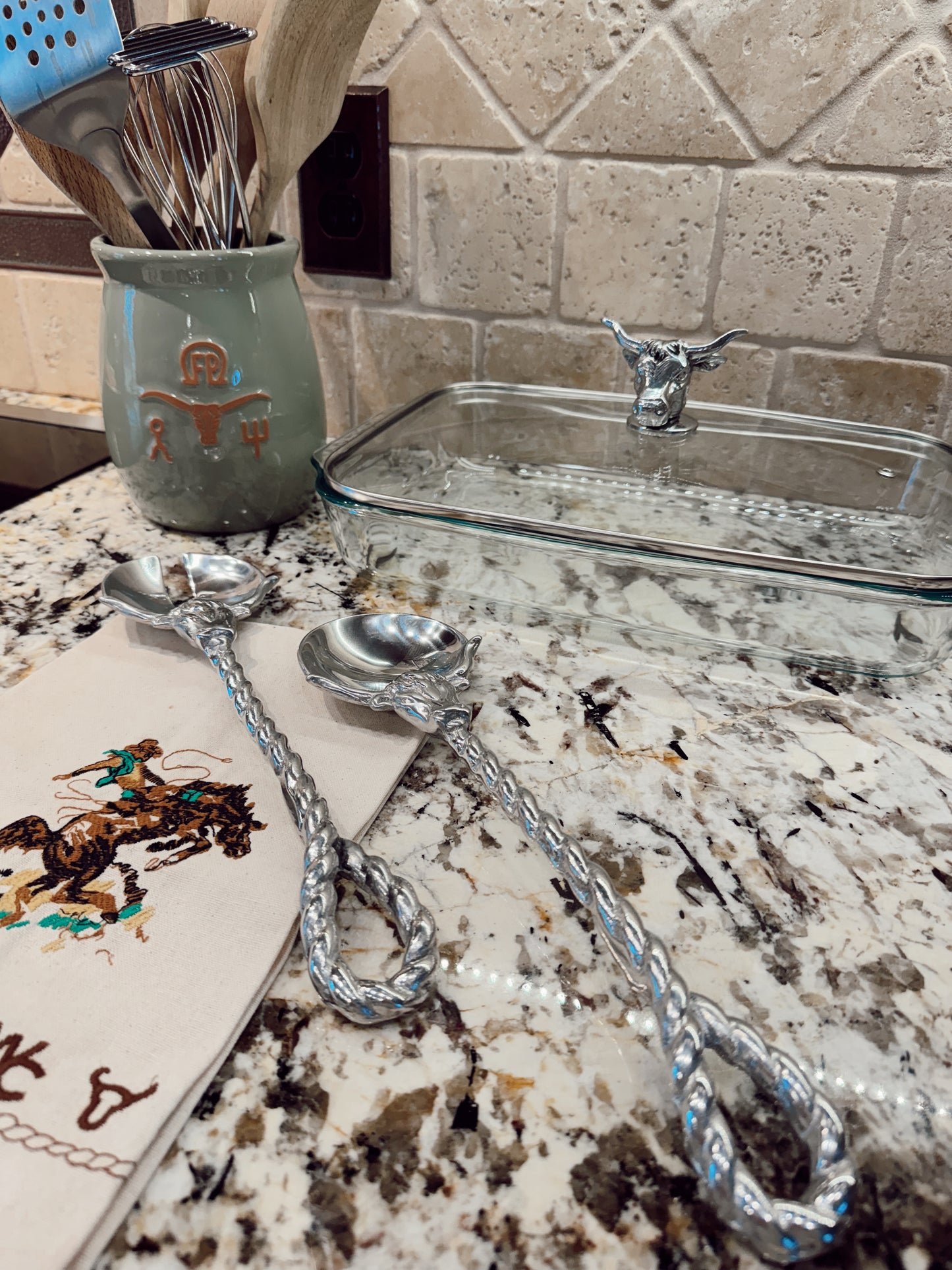 The Bull Baking Dish