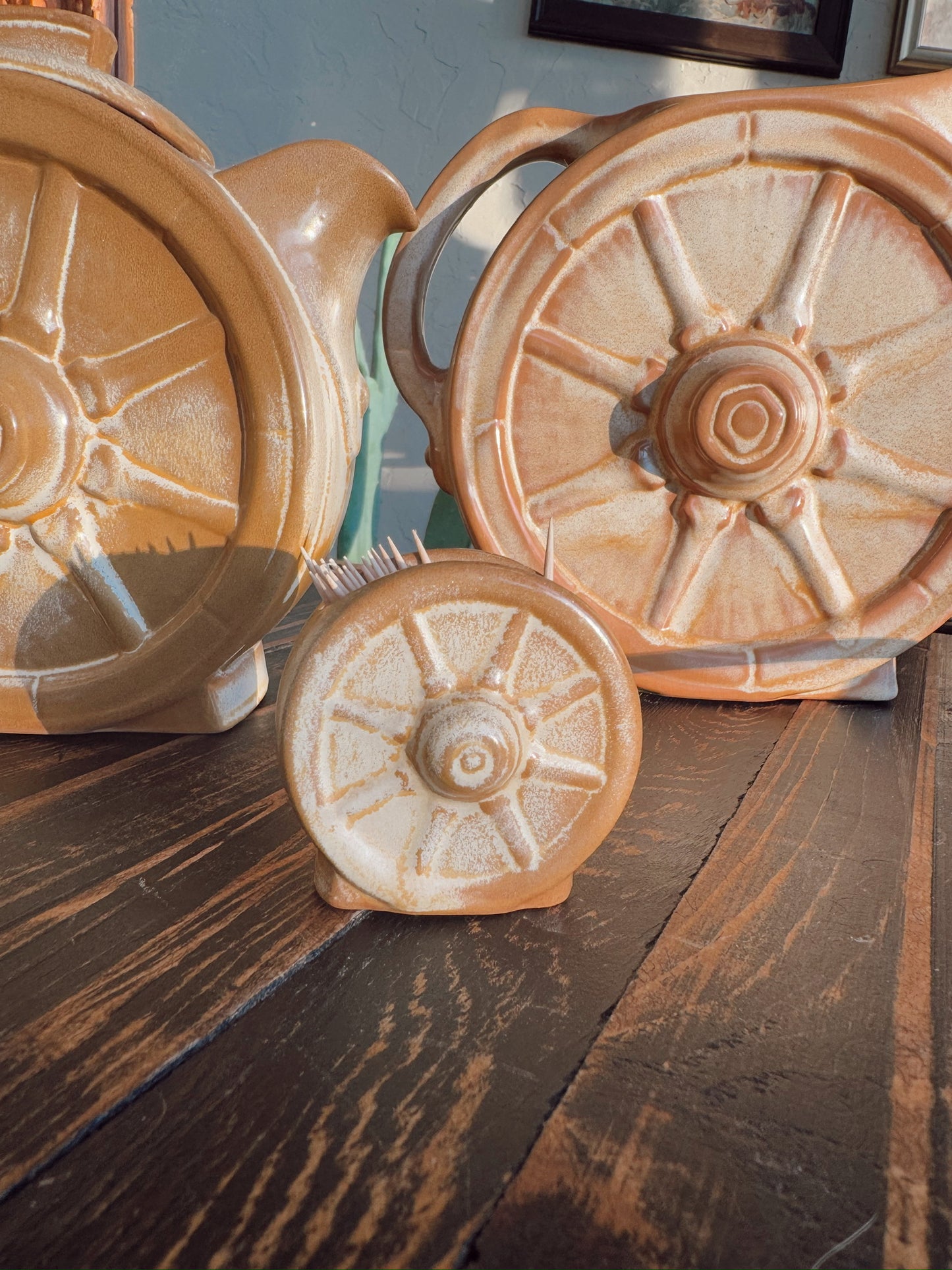 Wagon Wheel ToothPick Holder