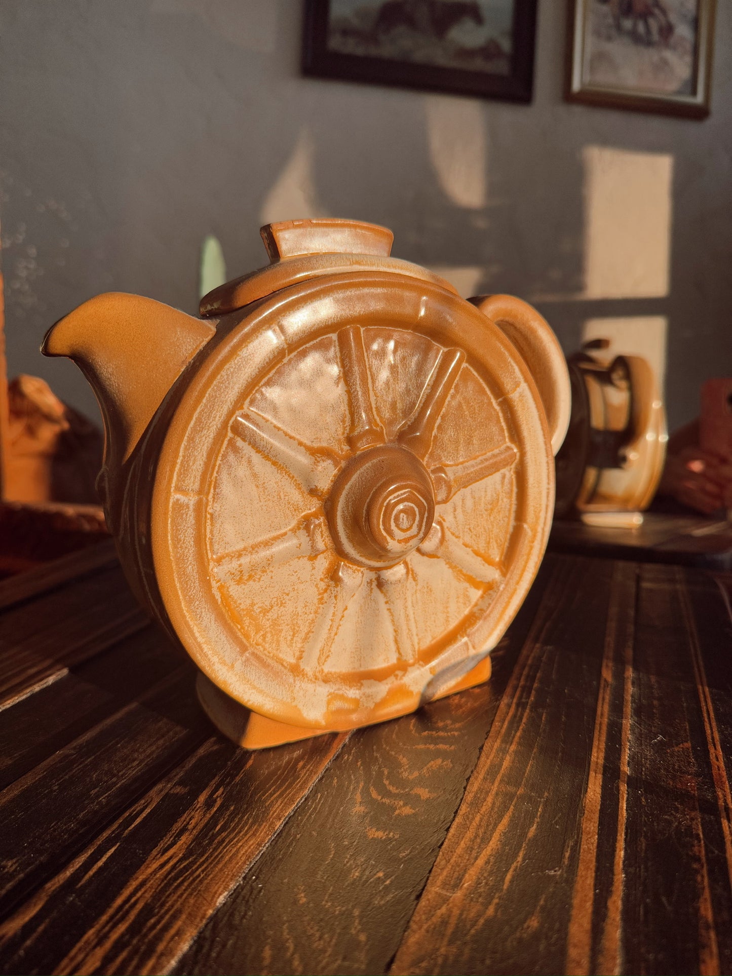 Wagon Wheel Teapot