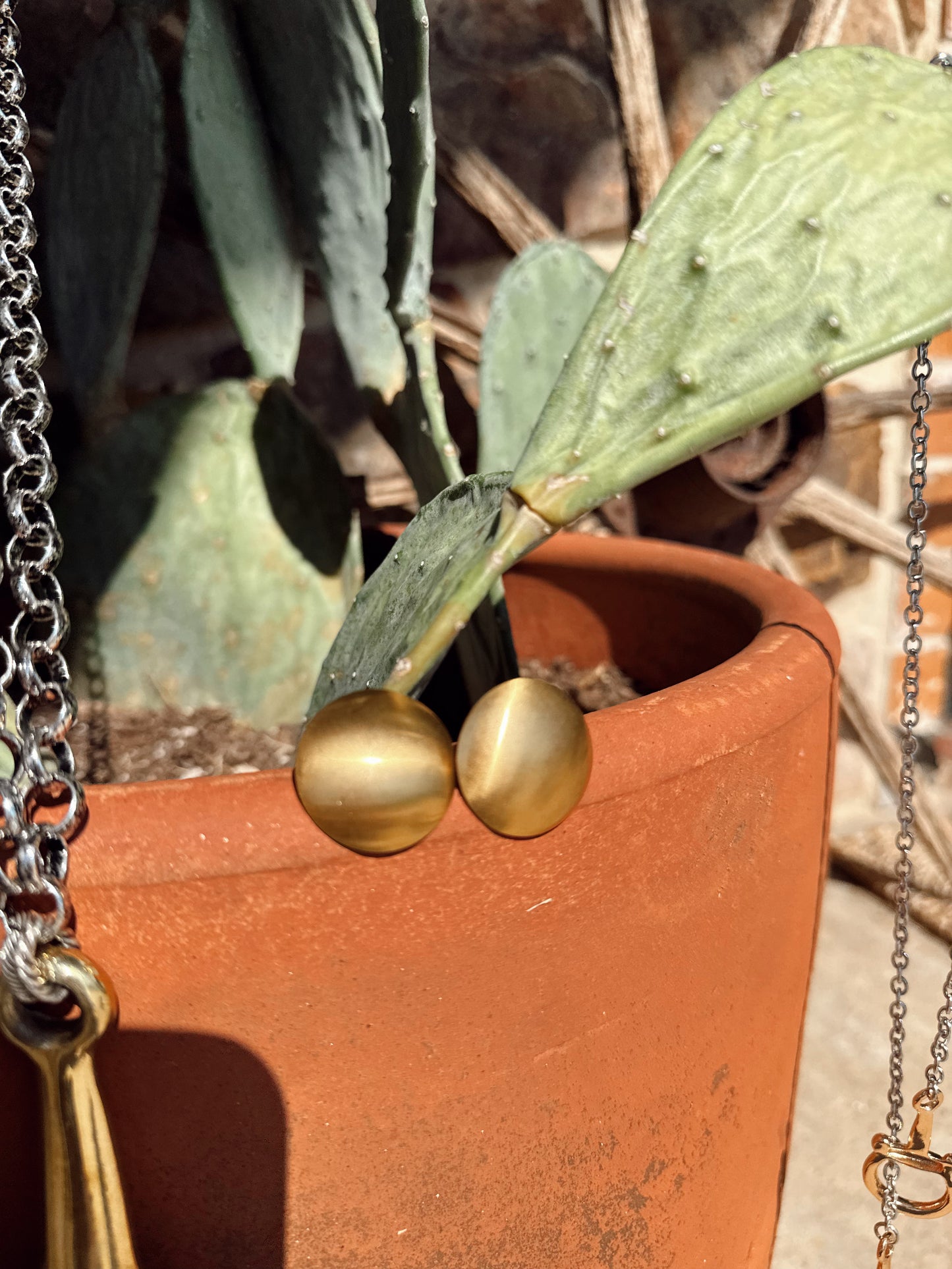 The Briar Earrings in Gold