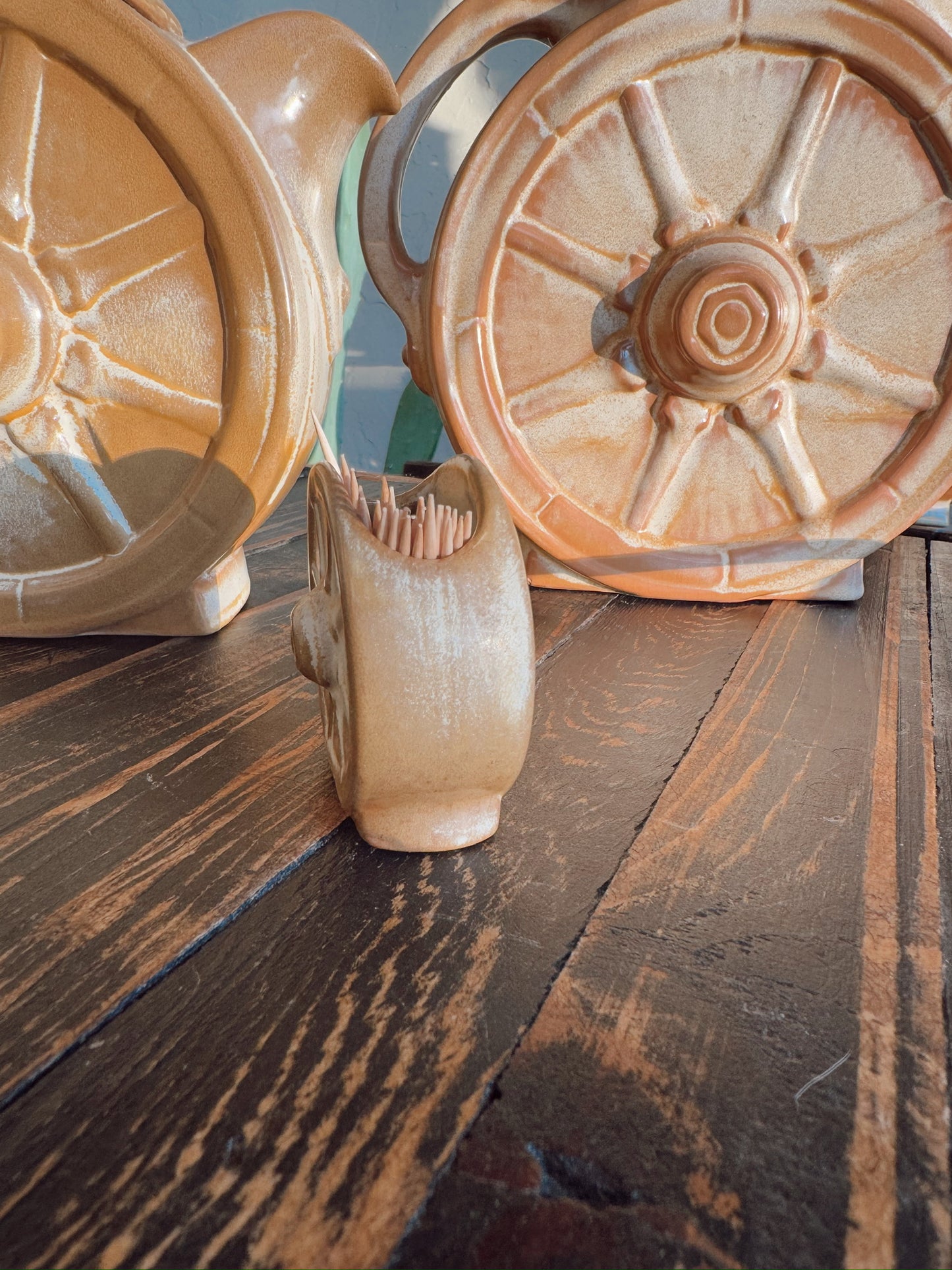 Wagon Wheel ToothPick Holder