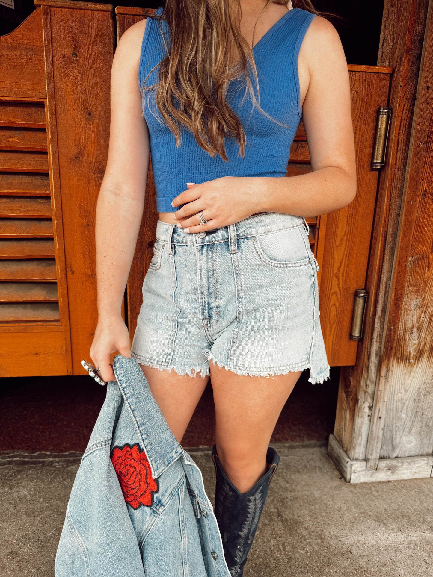 The Sofie Mom Shorts LARGE