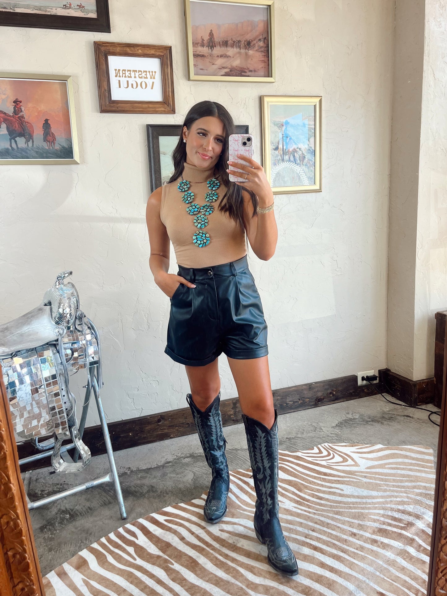 Layla Shorts in Black- Size XL