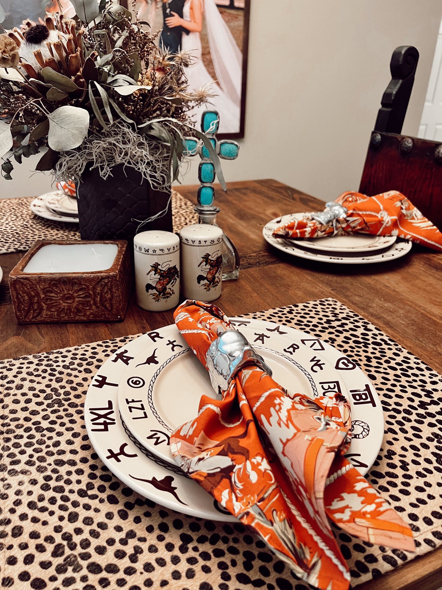 The Western Napkin Set