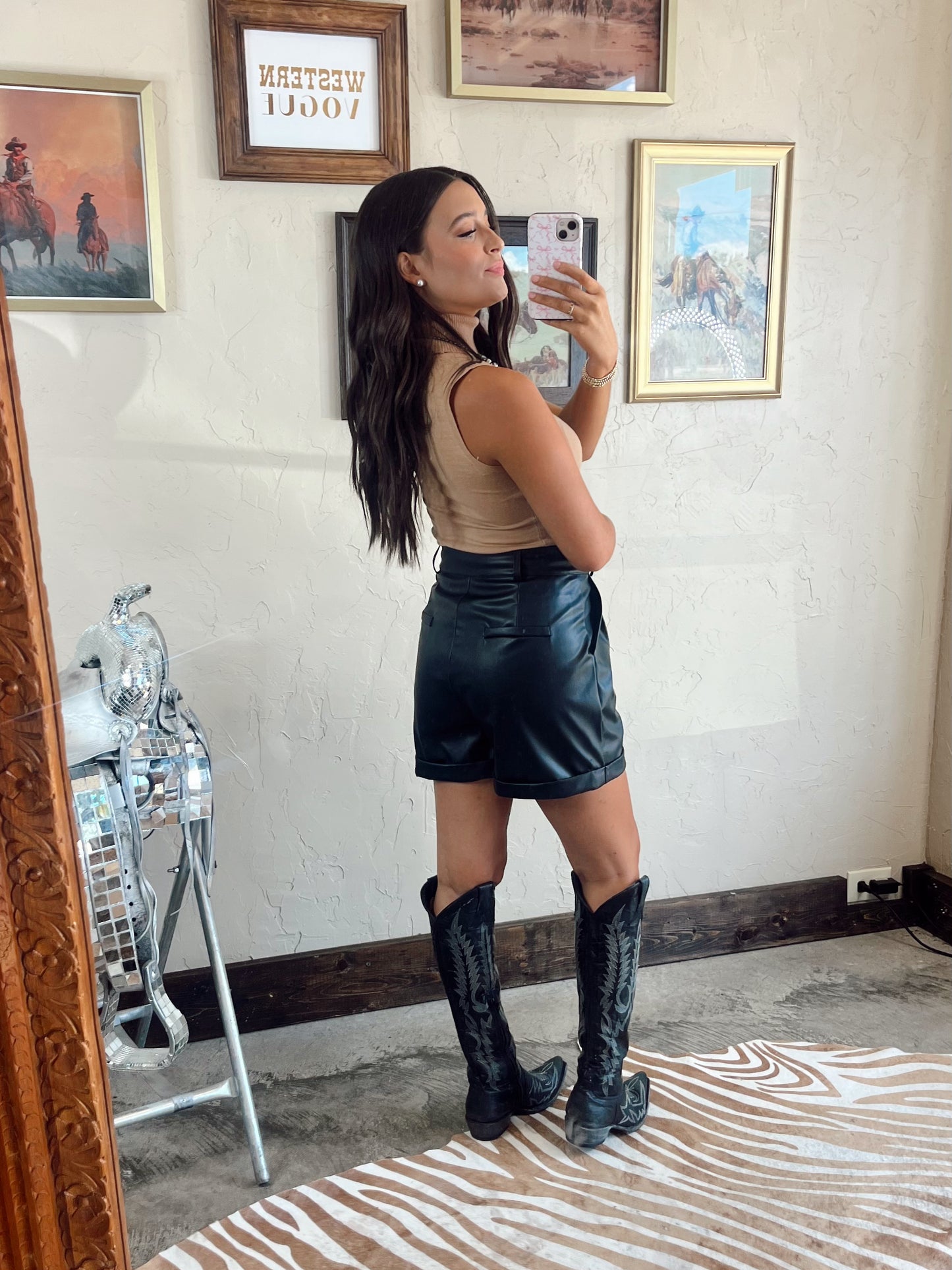 Layla Shorts in Black- Size XL
