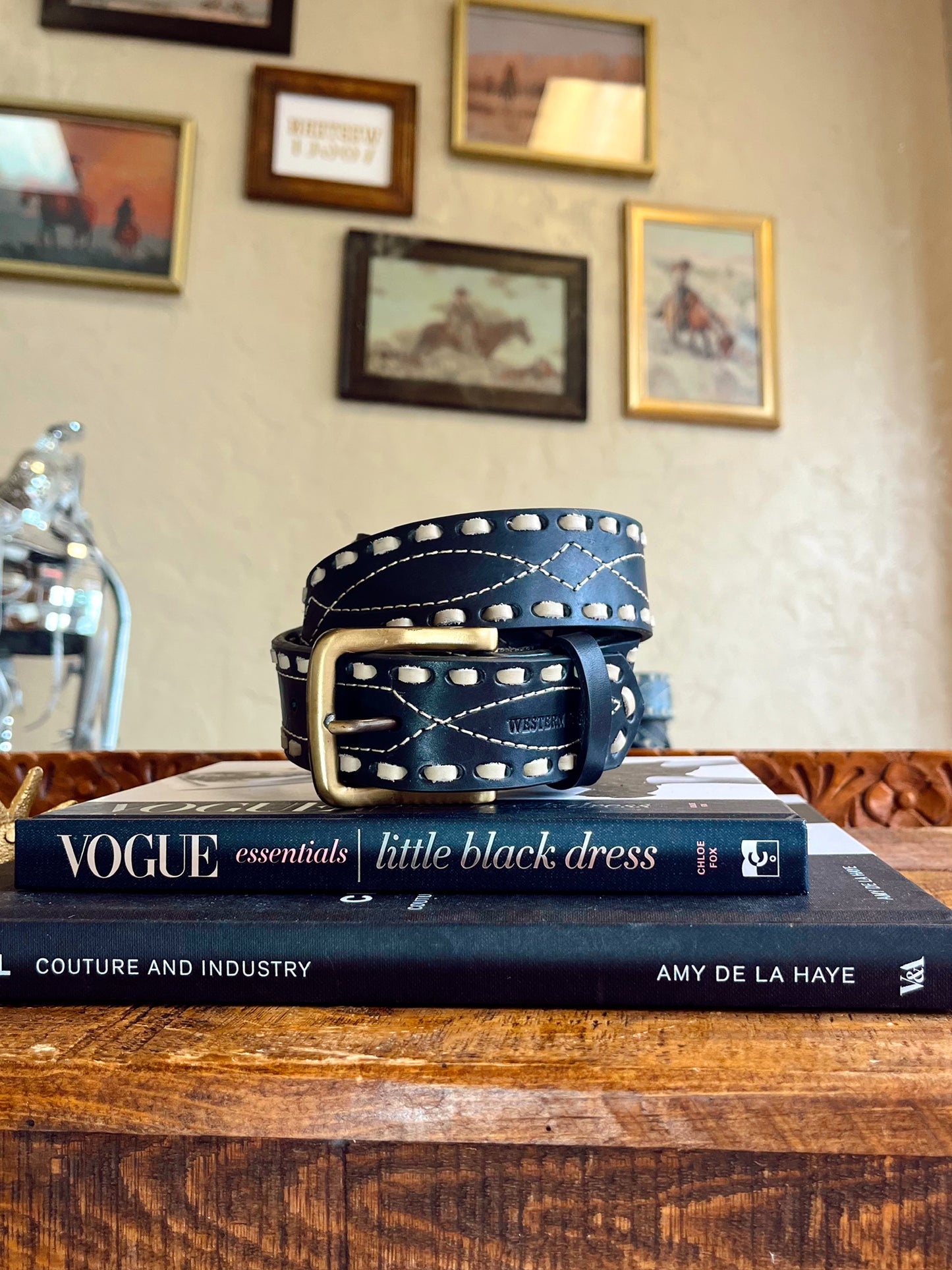 The Classic Buckstitch Belt in Black