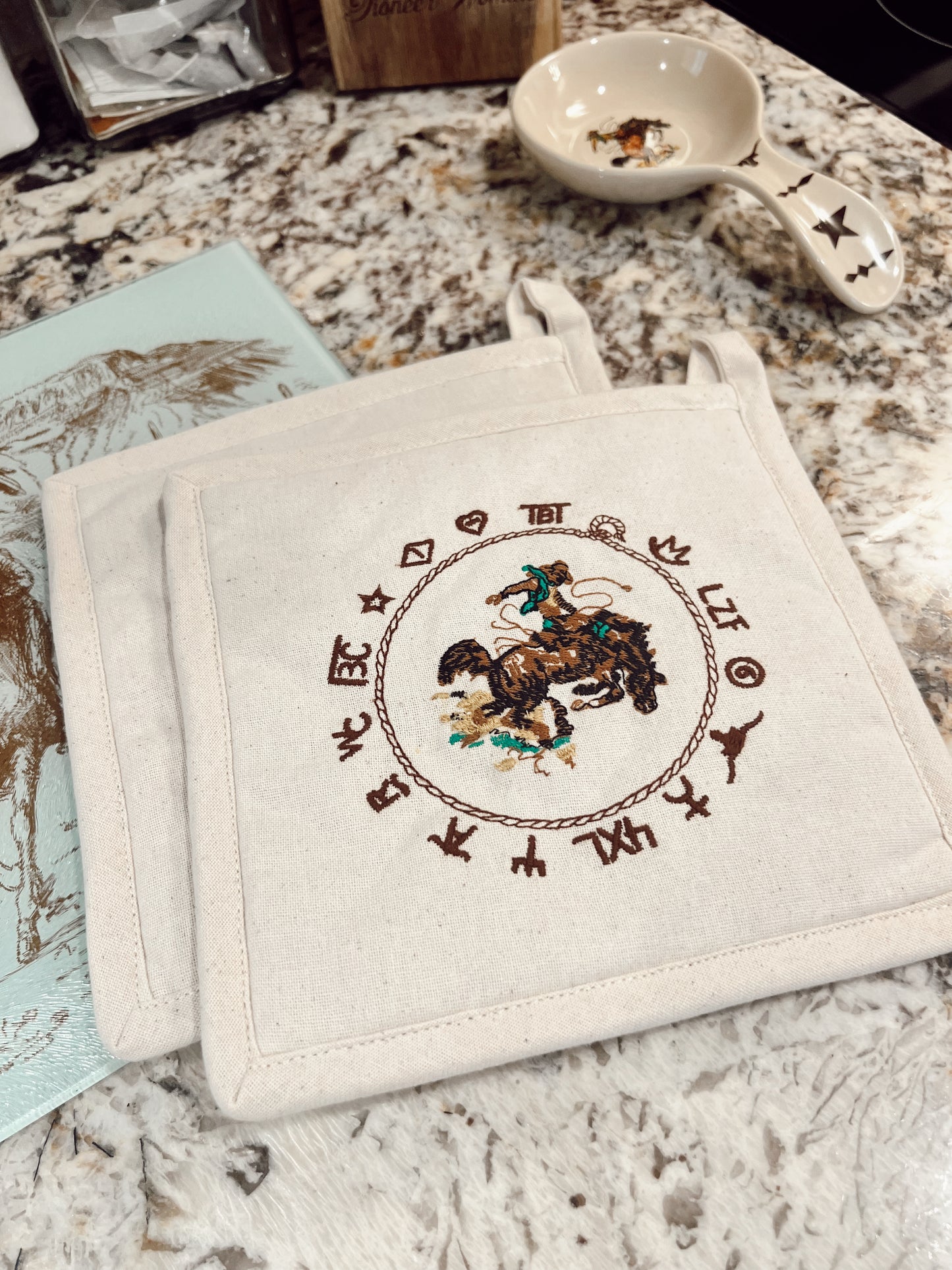 The Bronc Pot Holder Set