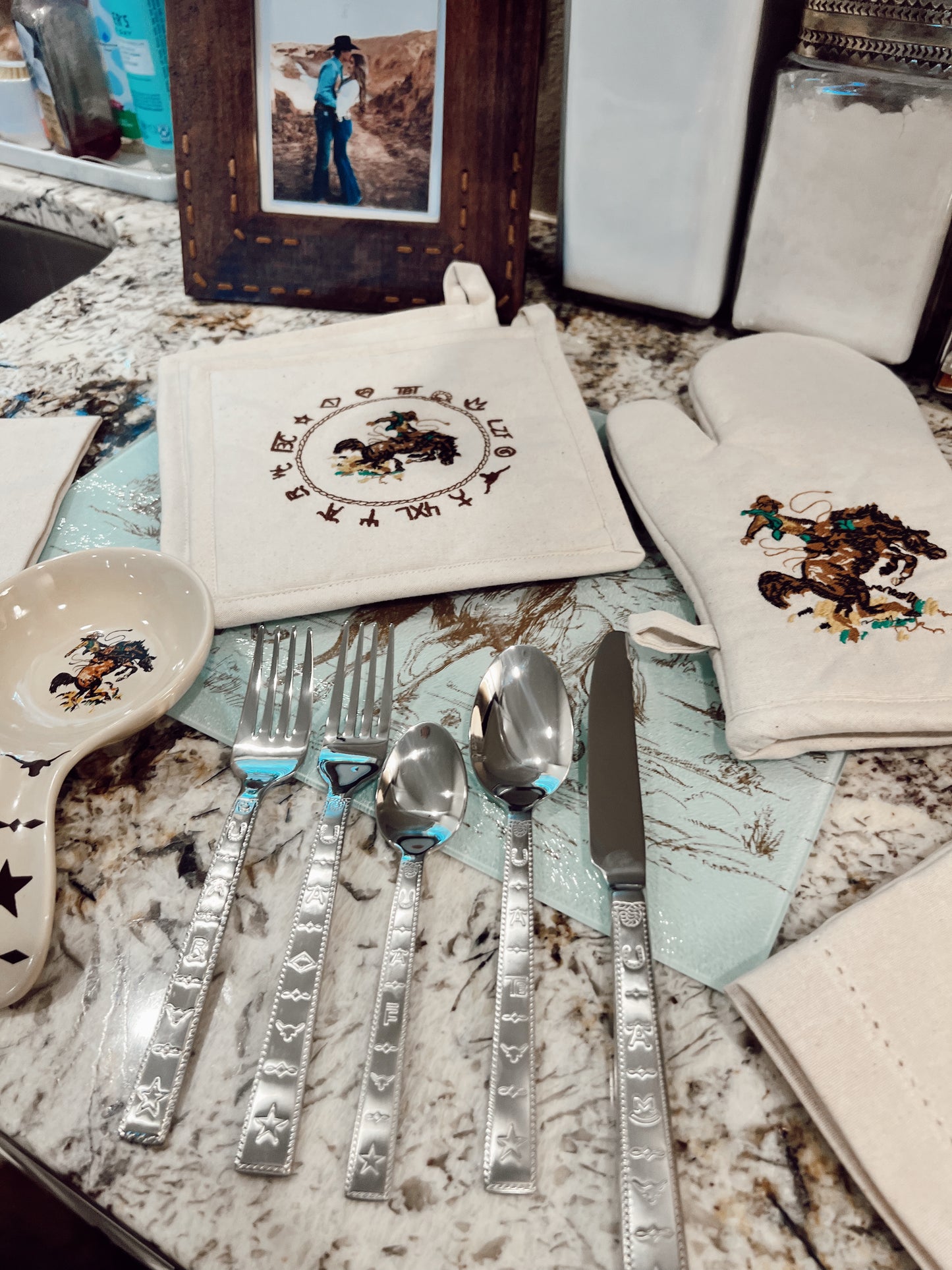 The Bronc Spoon Rest