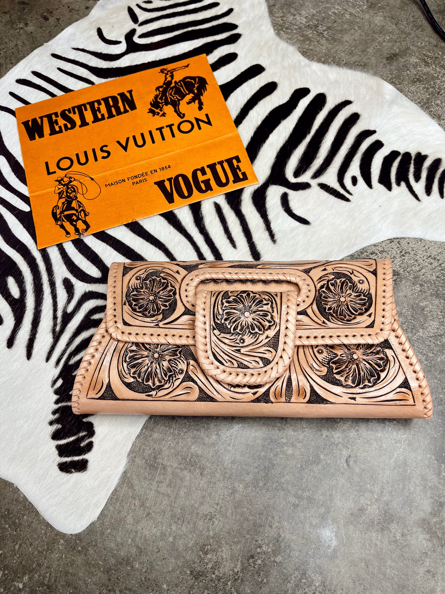 The Lenguete Chico Crossbody