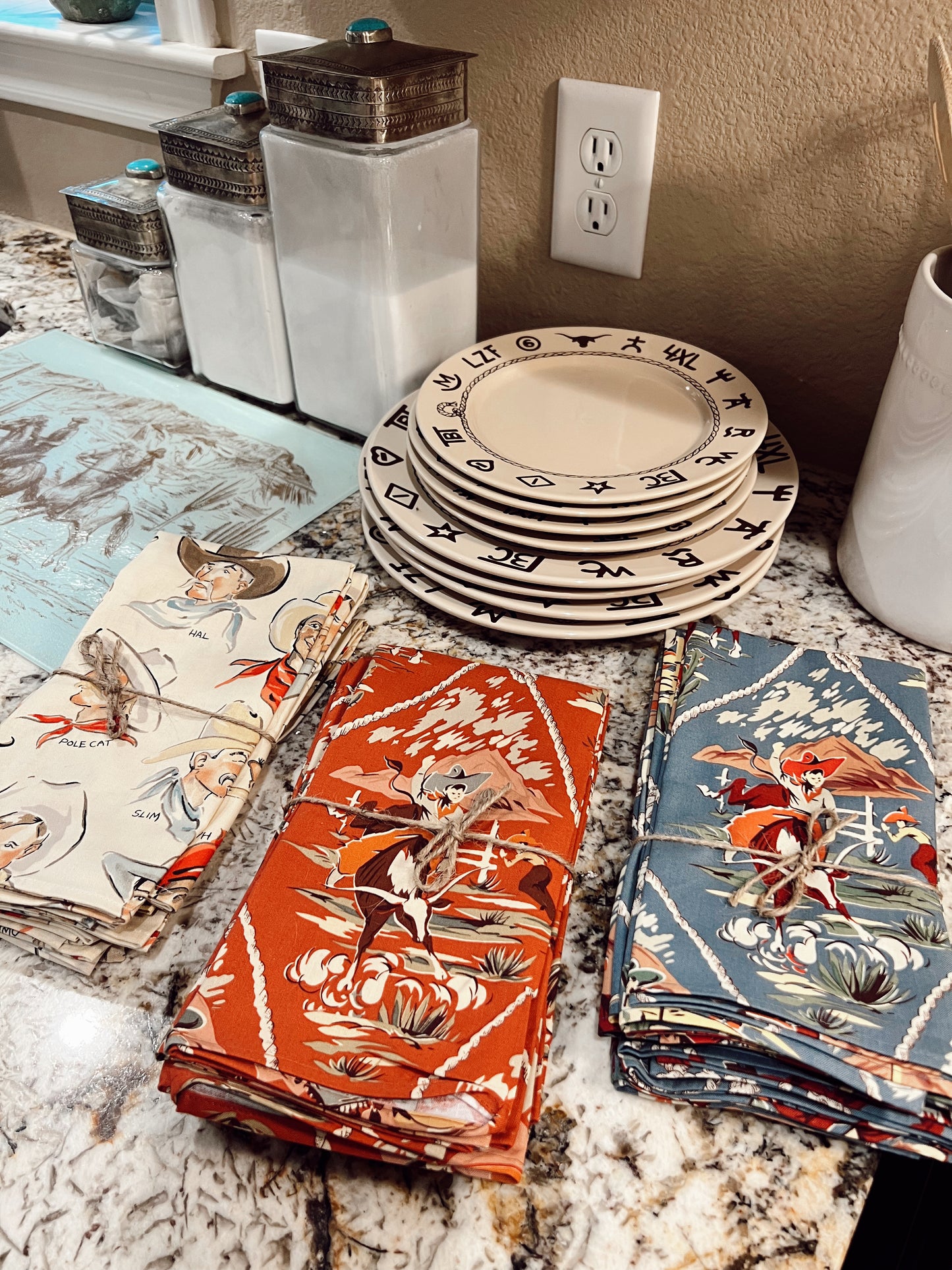 The Western Napkin Set