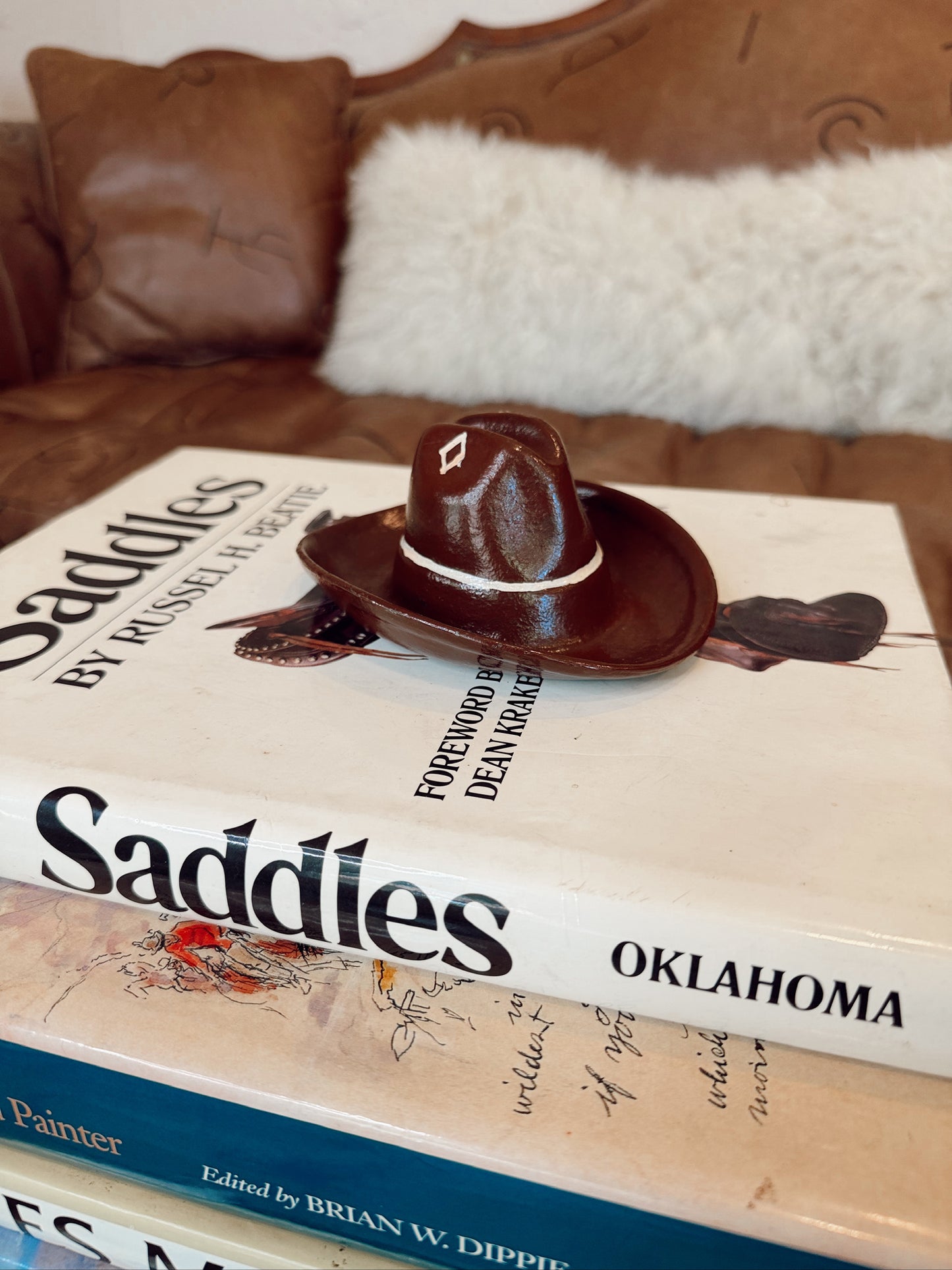 VINTAGE POTTERY COWBOY HAT