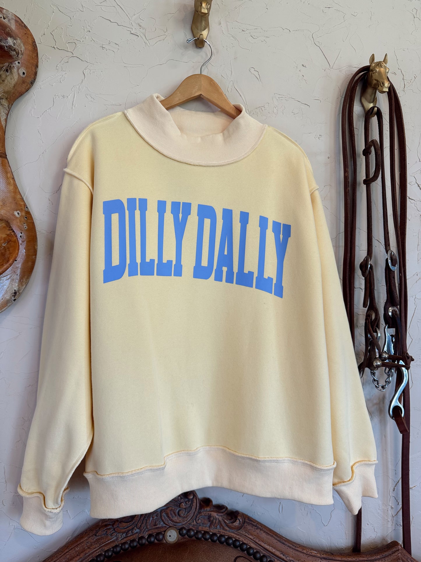The Dillydally Sweatshirt PREORDER
