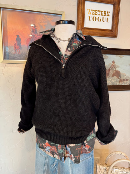 The Quinlee Sweater in Black