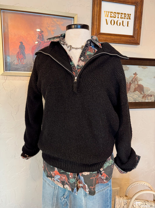 The Quinlee Sweater in Black