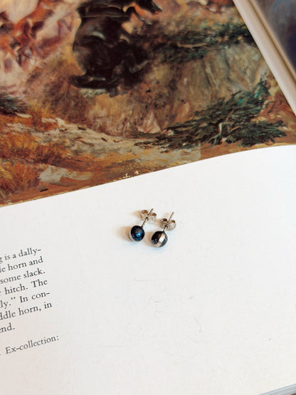 The Navajo Pearl Studs