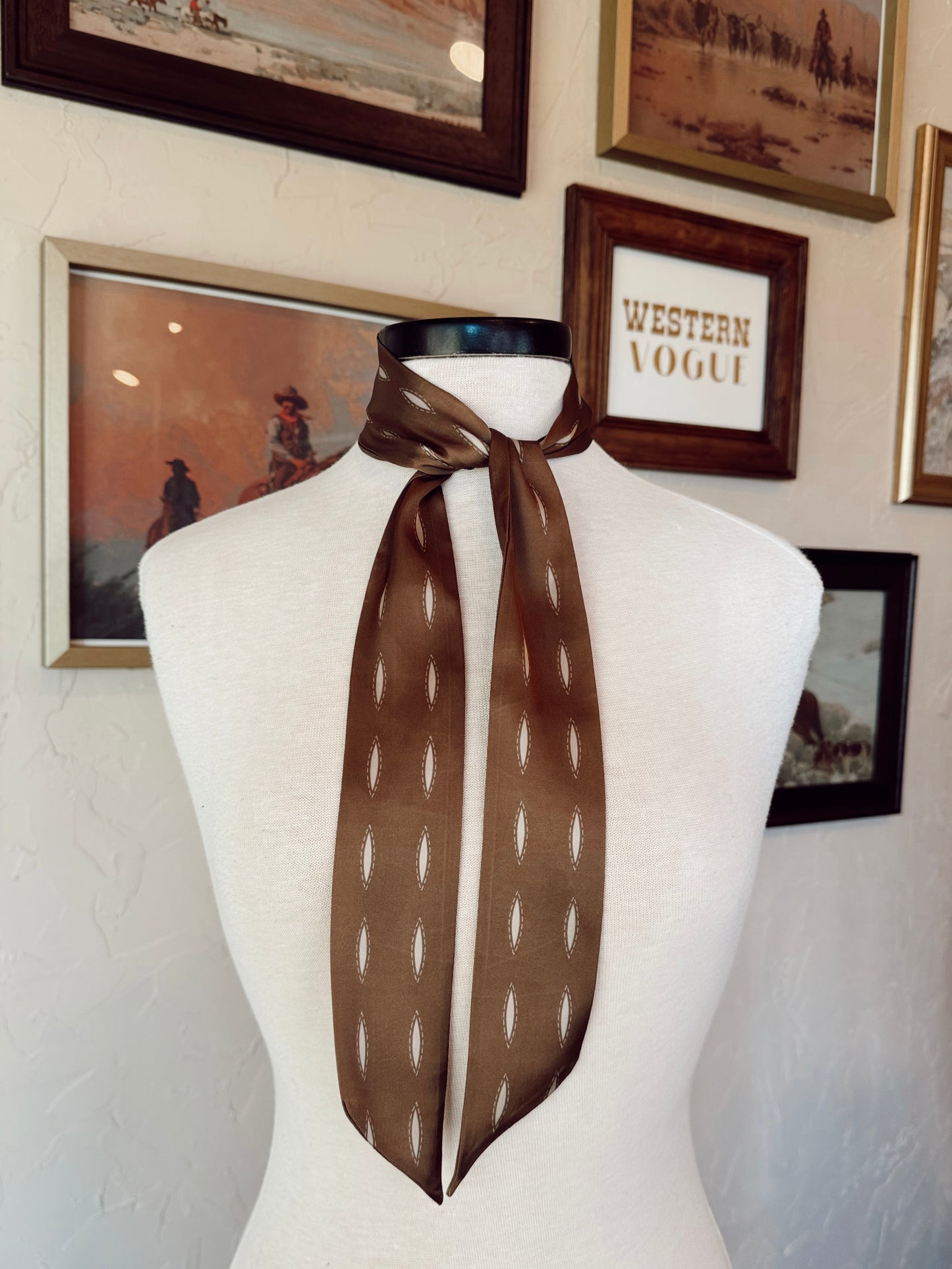 The Buckstitch Twilly in Mustard