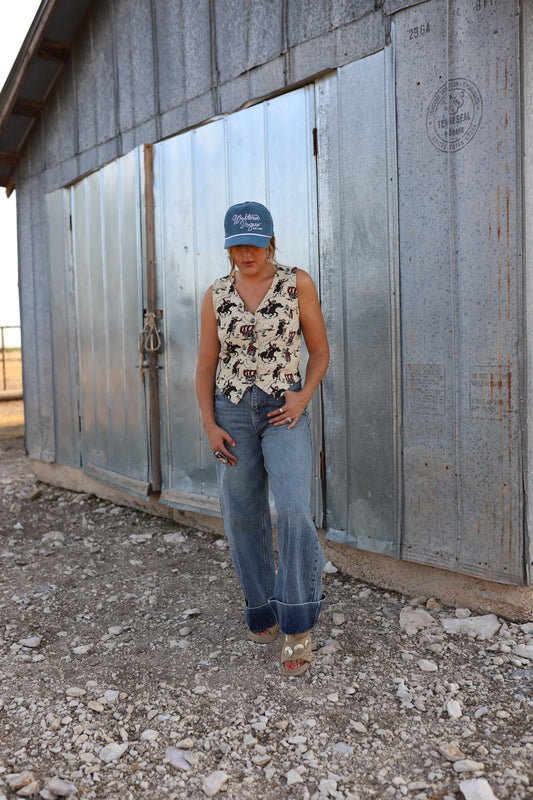The Cambree Jeans in Medium Wash