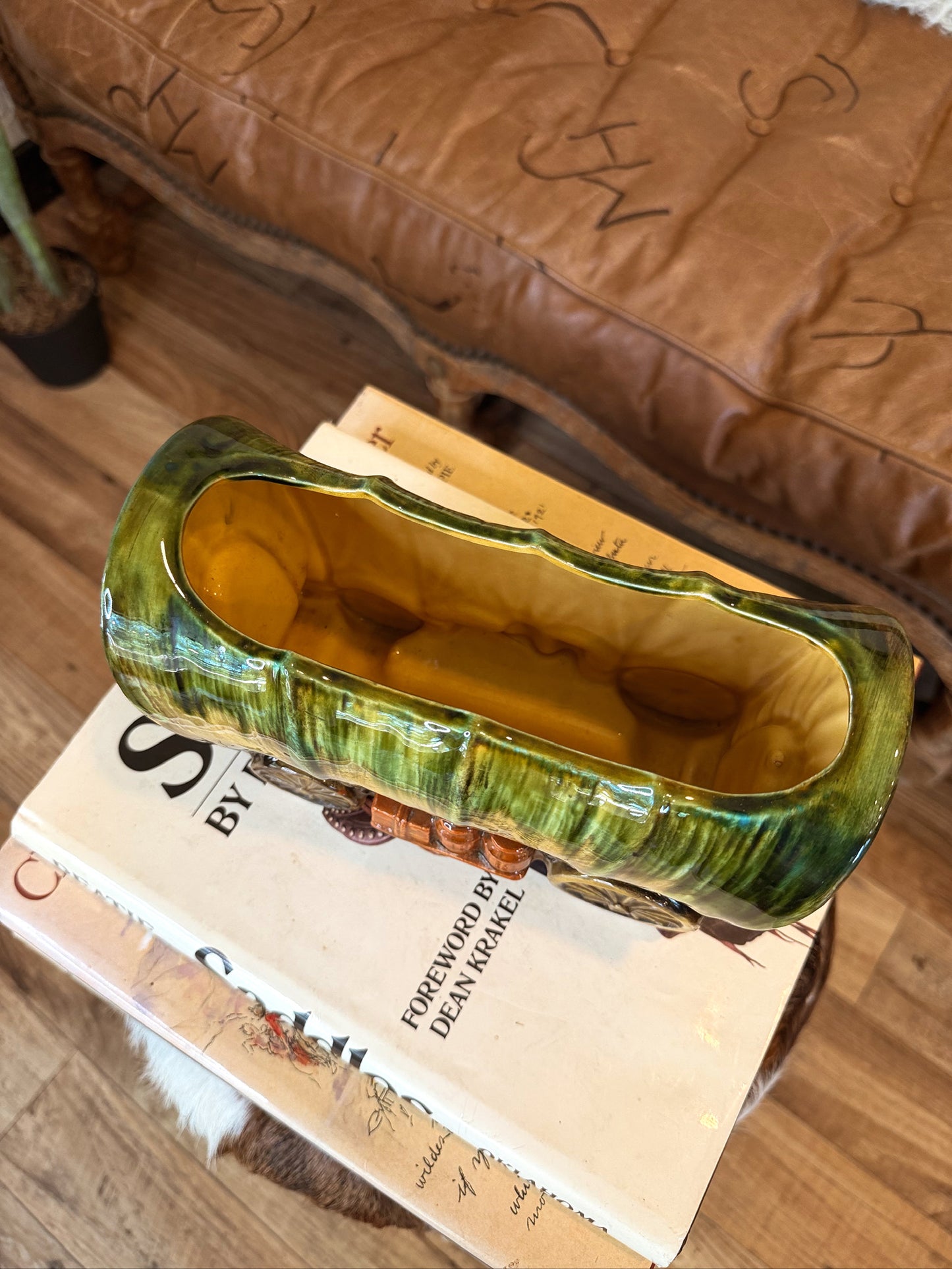 VINTAGE Green On the Trail Wagon Planter