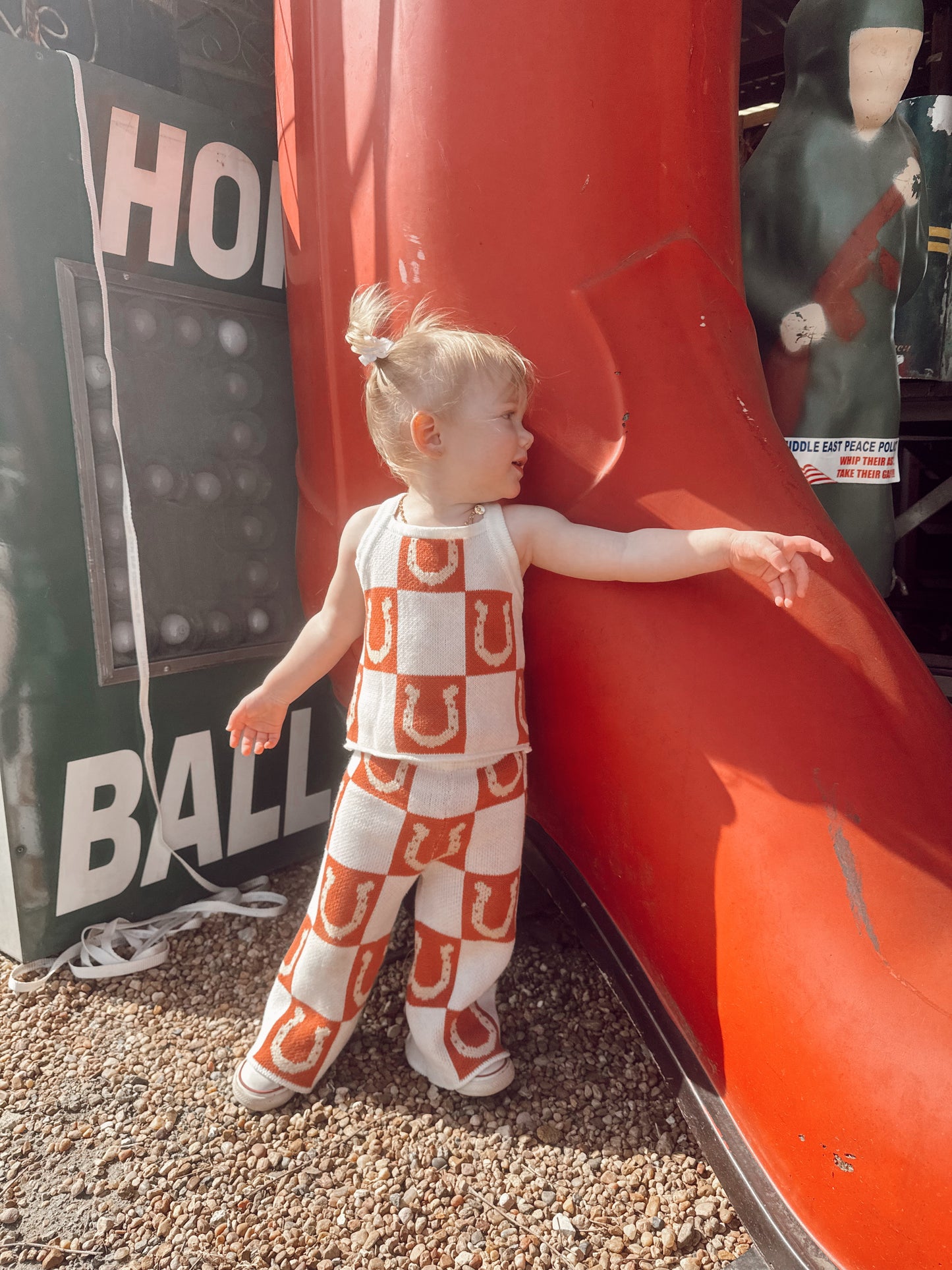 The Giddy Up Horseshoe Set