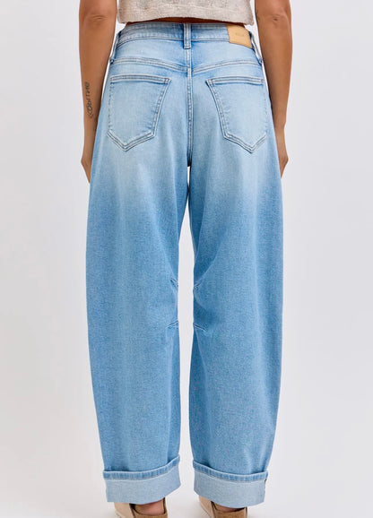 The Clovis Barrel Jeans