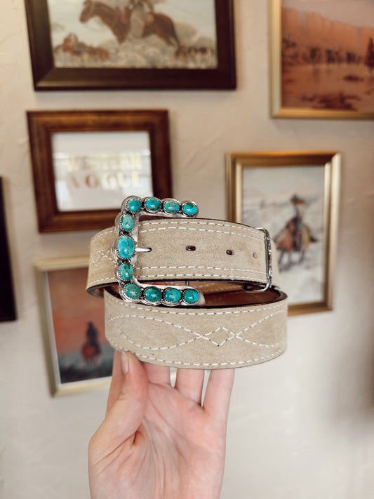 The Gunslinger Belt in Sand
