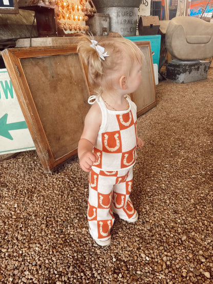 The Giddy Up Horseshoe Set