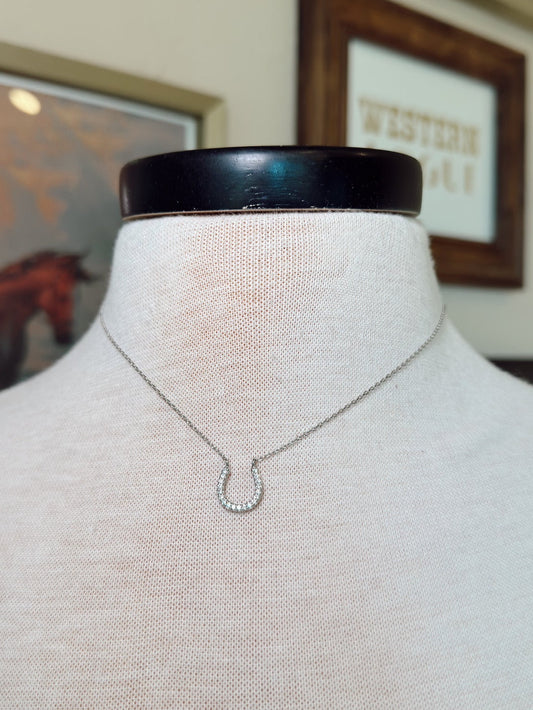 The Horseshoe Necklace