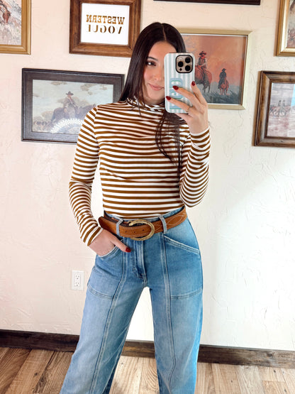 The Turner Top in Brown & White