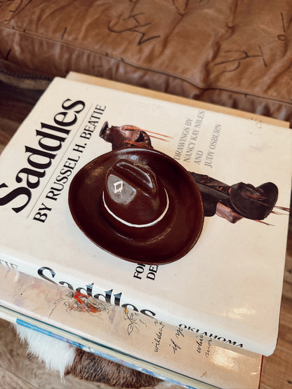 VINTAGE POTTERY COWBOY HAT