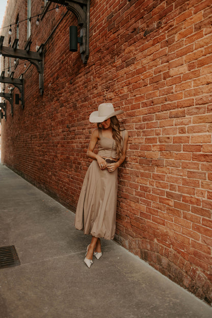 The Barstow Skirt Set