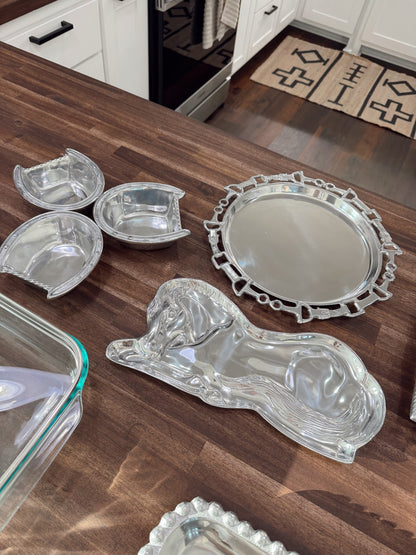 The Horse Tray