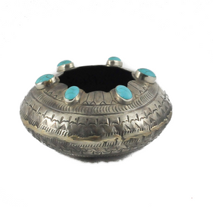 The Scalloped Pot