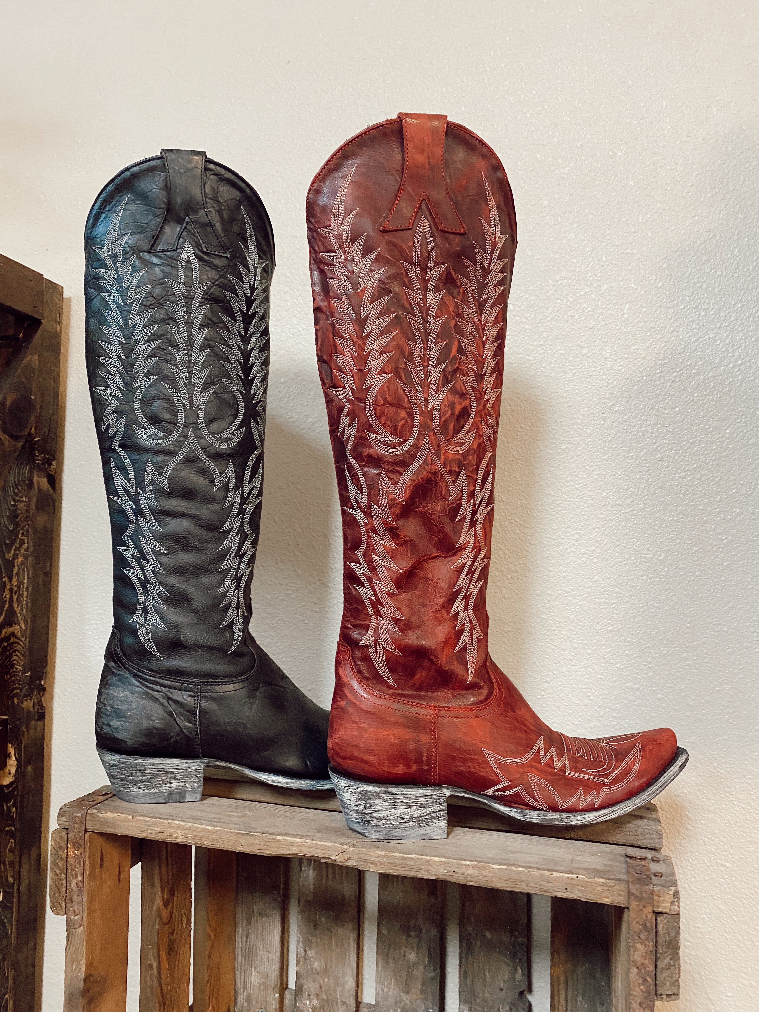 Old Gringo Mayra Bis Boots in Red