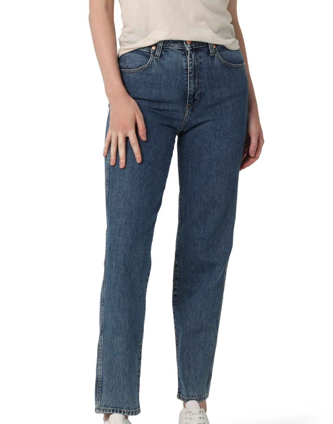 The Wrangler Mom Winter Hue Jeans