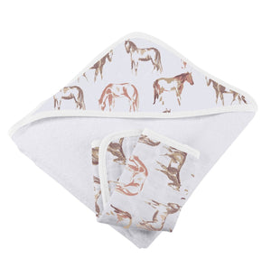 The Wild Horses Hooded Towel Set