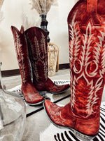 Load image into Gallery viewer, Old Gringo Mayra Bis Boots in Red
