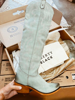 Load image into Gallery viewer, Liberty Black Allyssa Nubuck Gray Boots
