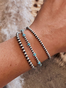The Navajo Pearl Bracelet